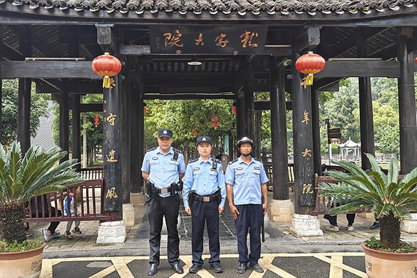 景点值守。_副本.jpg