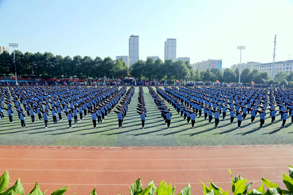 2023年11月17日,由新田縣教育局主辦,瑞華實驗學校承辦的新田縣第三屆